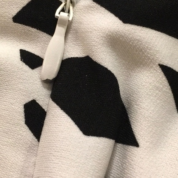 Monroe and Main Floral Print Dress 6 FREE SHIP - Picture 5 of 5